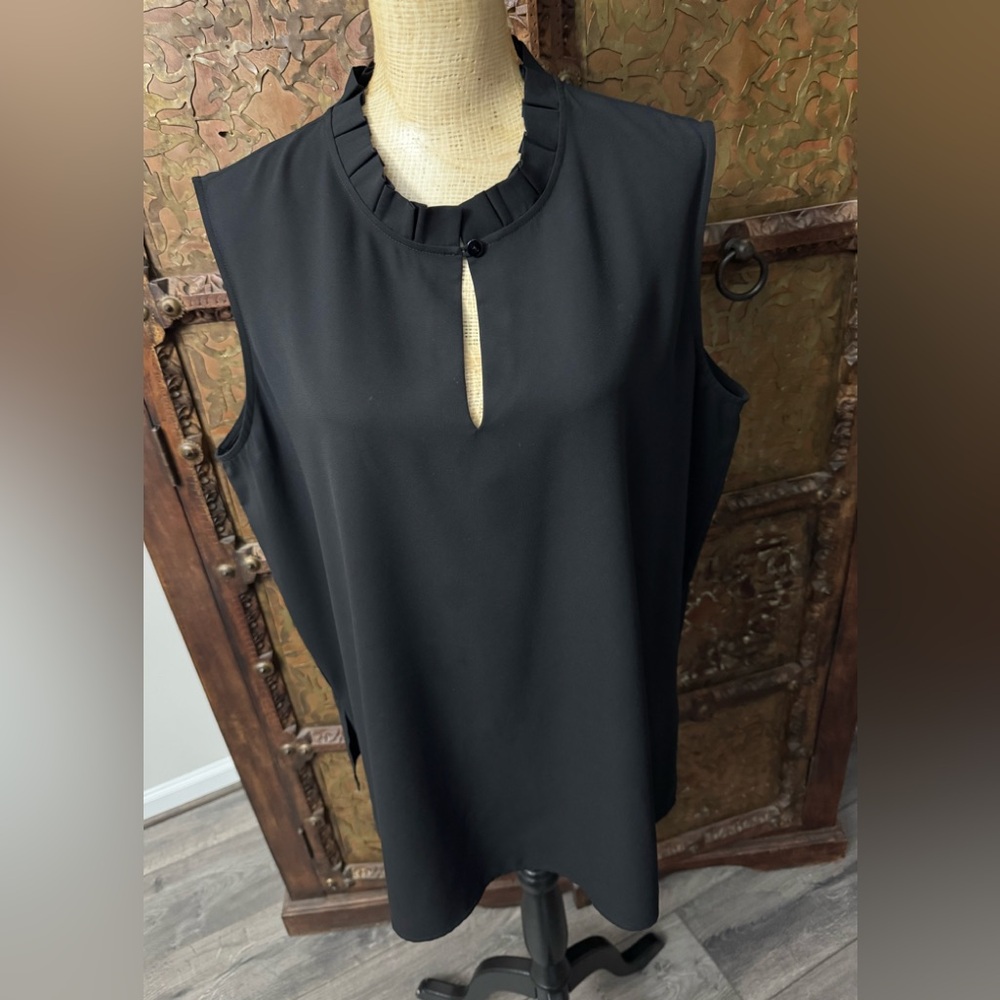 Misook Elegant‎ Black Sleeveless Top XL